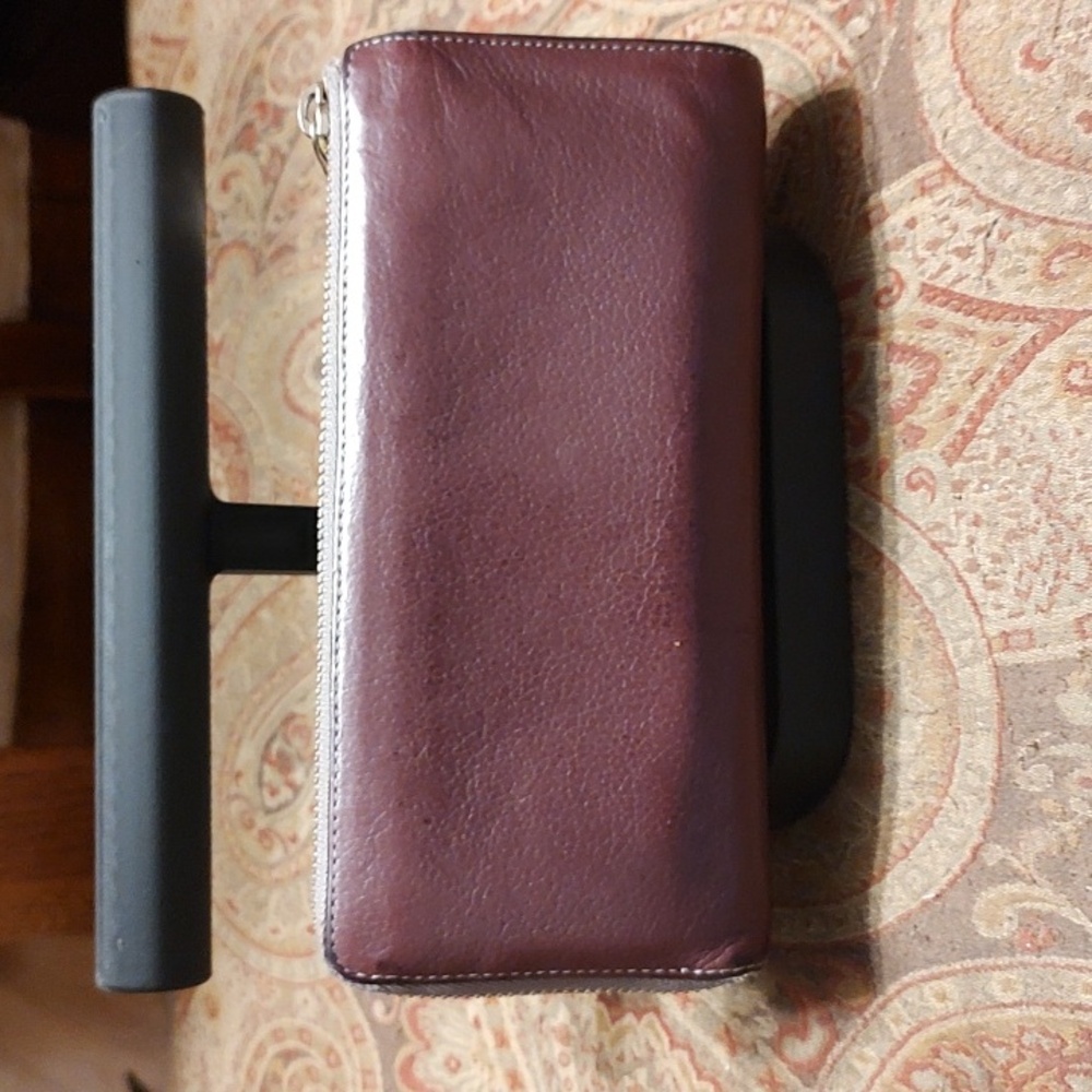 Chloe Multicolor leather long wallet $313 retail. GUC. - Picture 4 of 15